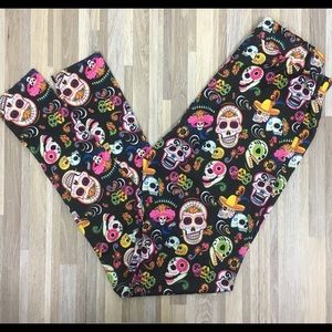 🤑🛍 3/25 Forum Day of the Dead Leggings
